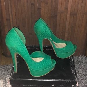 Steven By Steve Madden Amplifyd Pumps